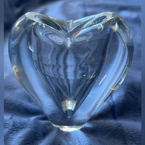 Blenko heart shaped bud vase